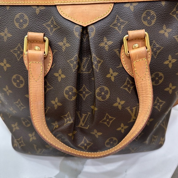 🔥Authentic Louis Vuitton PM Palermo🔥 - Picture 11 of 17